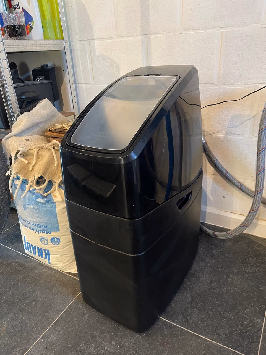 Waterontharder in een garage